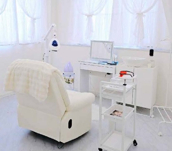 ホワイトニングSNOW